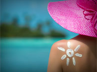 Maquiagem com filtro solar substitui o protetor?  Tire 10 dúvidas